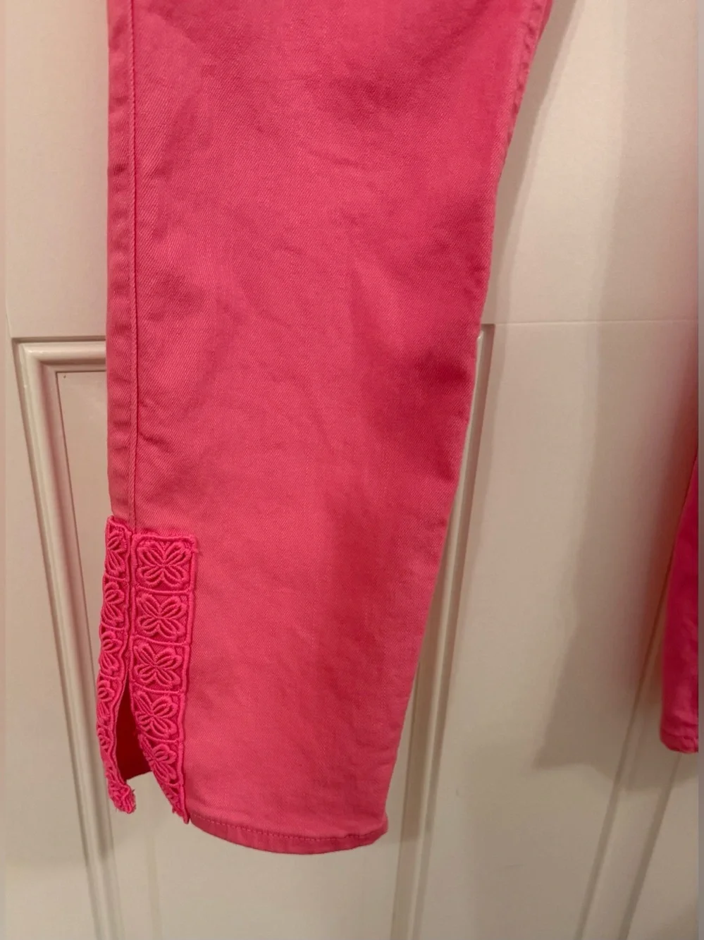 Lilly Pulitzer 29" South Ocean High Rise
Skinny Jean - Picture 2 of 13